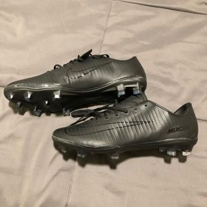 Nike Mercurial Vapor Mens Soccer Cleat Size 11 BRAND NEW WOT